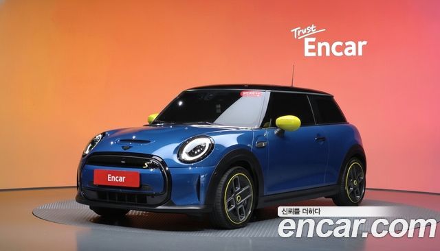 Mini Cooper SE Electric 3rd — пробег 63 533 км — фото 1 из 5