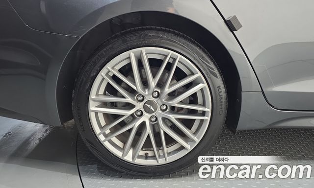Genesis G70 из Кореи Encar