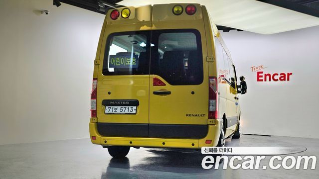 Renault (Samsung) Master School Bus 15-Seater — пробег 91 038 км — фото 4 из 5