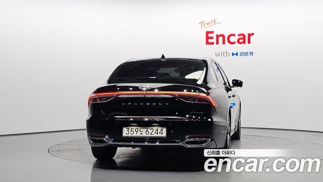 Hyundai Grandeur из Кореи Encar