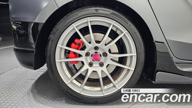 Hyundai Veloster 2.0 N — пробег 82 652 км — фото 5 из 5