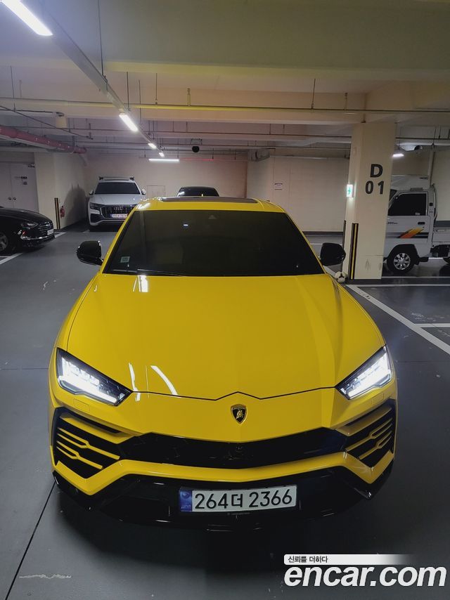 Lamborghini Urus из Кореи Encar