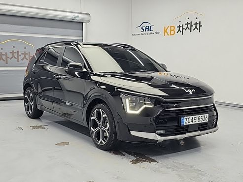 Kia Niro Signature — пробег 73 601 км — фото 2 из 5