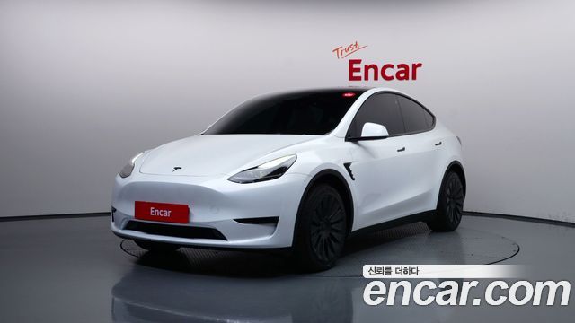 Tesla Model Y RWD — пробег 48 845 км — фото 1 из 5