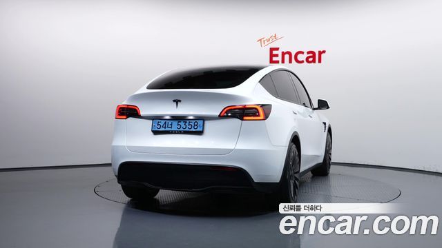 Tesla Model Y RWD — пробег 48 845 км — фото 4 из 5