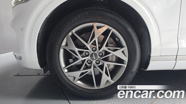 Genesis GV70 из Кореи Encar