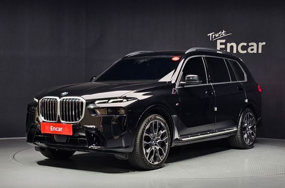 BMW X7 xDrive 40i M Sport 6STR — пробег 37 967 км — фото 1 из 5