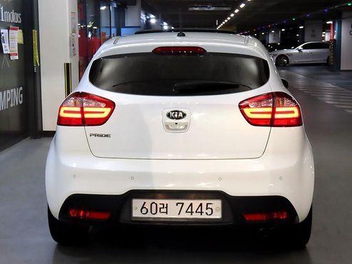 Kia pride 1.6 GDI Hatchback Prestige — пробег 66 345 км — фото 5 из 5
