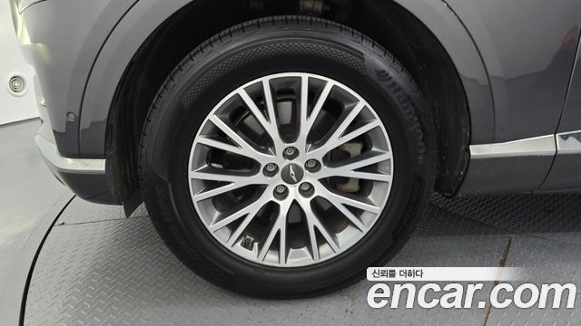Genesis GV80 из Кореи Encar