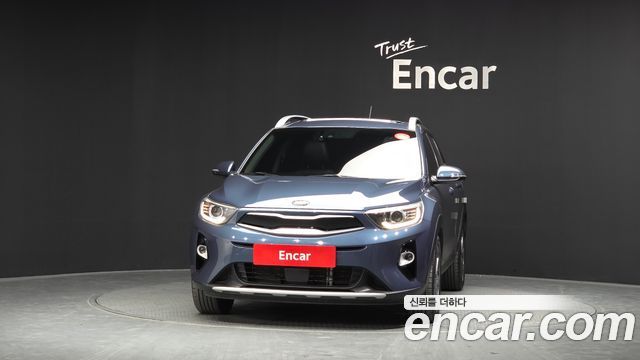 Kia Stonic из Кореи Encar