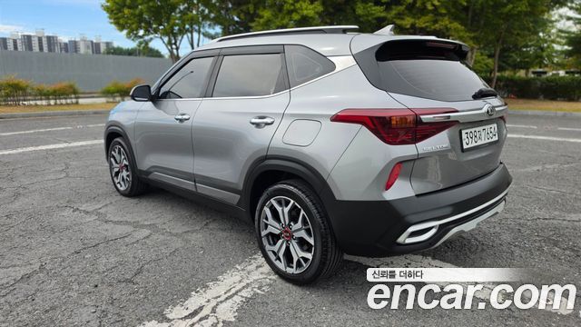 Kia Seltos из Кореи Encar
