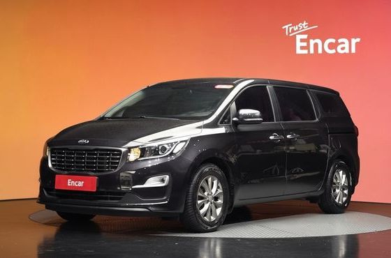 Kia Carnival 11-Seater Deluxe — пробег 26 232 км — фото 1 из 5