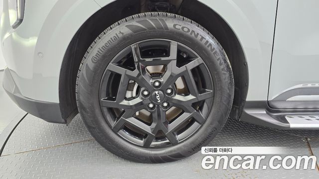 Kia Carnival HEV 9seater Gravity — пробег 36 210 км — фото 5 из 5