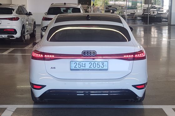 Audi A6 e-Tron Performance Advanced — пробег 251 км — фото 3 из 5