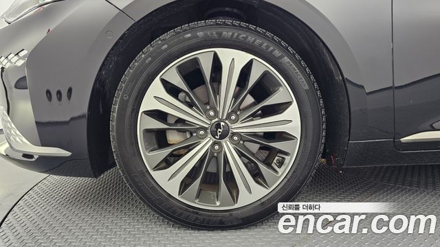 Kia K8 из Кореи Encar