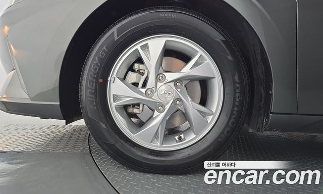 Hyundai AVANTE 1.6 Smart — пробег 37 056 км — фото 5 из 5