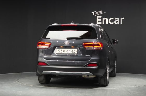 Kia Sorento Diesel 2.0 2WD Prestige — пробег 180 216 км — фото 4 из 5