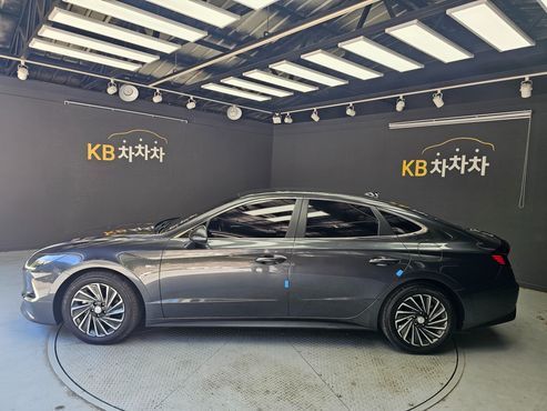 Hyundai Sonata 1.6 Turbo Premium Family — пробег 126 971 км — фото 4 из 5