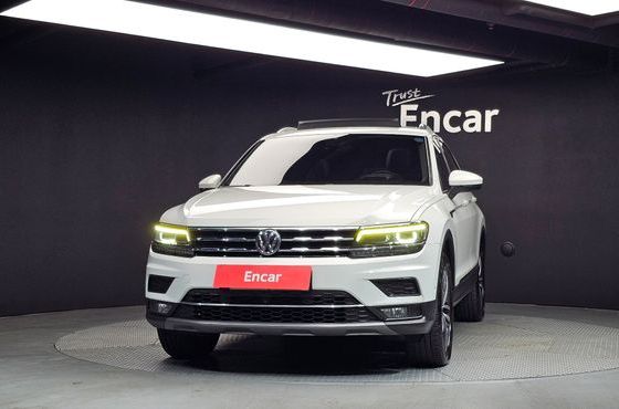 Volkswagen Tiguan 2.0 TDI Prestige — пробег 134 816 км — фото 3 из 5