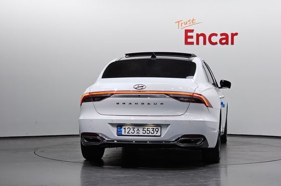 Hyundai Grandeur Le Blanc — пробег 62 795 км — фото 4 из 5