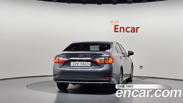 Lexus ES premium XV60 — пробег 36 000 км — фото 4 из 5