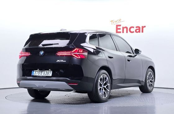 BMW X3 xDrive 20 — пробег 12 235 км — фото 2 из 5