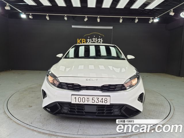 Kia K3 из Кореи Encar