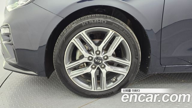 Kia K3 из Кореи Encar