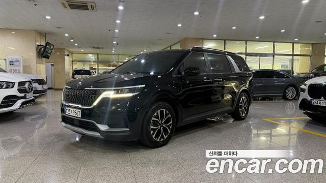 Kia Carnival Diesel 9-Seater Prestige — пробег 109 923 км — фото 1 из 5