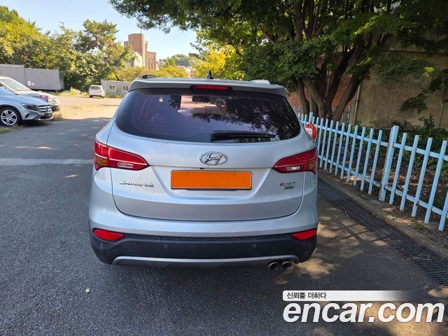 Hyundai Santafe Diesel(e-VGT) 2.0 4WD Premium — пробег 229 038 км — фото 3 из 5