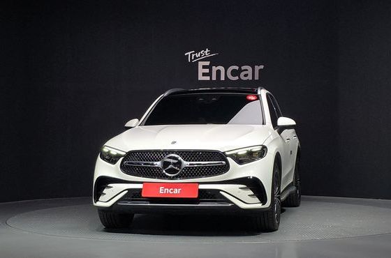 Mercedes-Benz GLC-Class GLC300 4MATIC AMG Line — пробег 13 940 км — фото 3 из 5