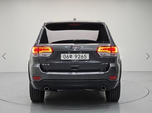 Jeep Cherokee 3.6 Limited WK2 — пробег 141 400 км — фото 3 из 5