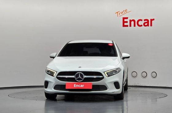 Mercedes-Benz A-Class A220 Hatchback — пробег 28 882 км — фото 3 из 5