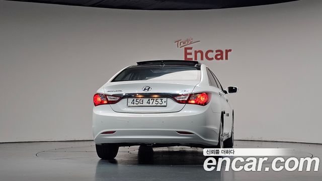 Hyundai Sonata LPi Top — пробег 90 193 км — фото 4 из 5