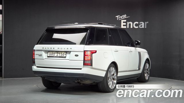 Land Rover Range Rover 4.4 SDV8 Vogue SE DIESEL — пробег 143 614 км — фото 2 из 5