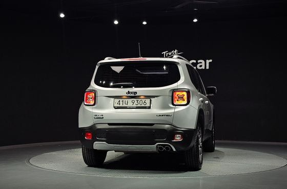 Jeep Renegade 2.0 Diesel Limited AWD — пробег 63 913 км — фото 4 из 5