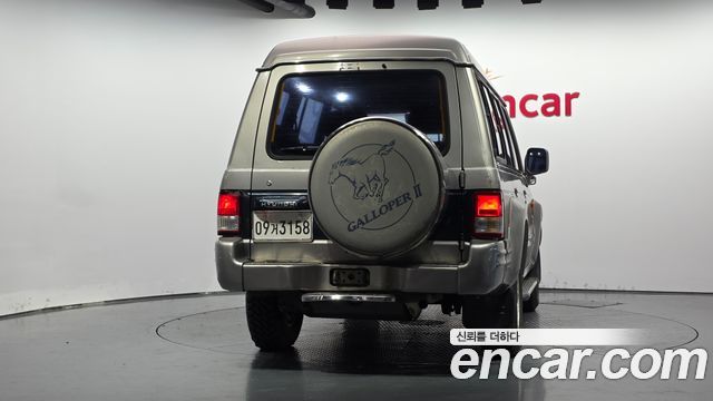 Hyundai Galloper 9-Seater V6 LPG — пробег 244 228 км — фото 4 из 5
