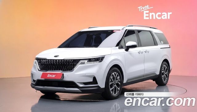 Kia Carnival Gasoline 9-Seater Prestige — пробег 77 892 км — фото 1 из 5