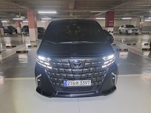 Toyota Alphard 2.5 HEV Executive AWD — пробег 18 810 км — фото 1 из 5