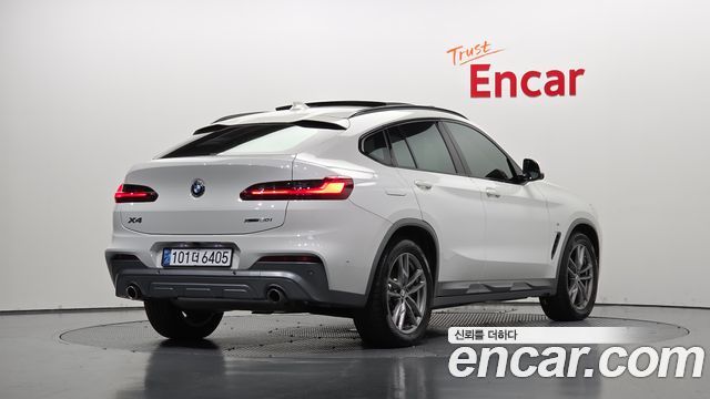 BMW X4 xDrive20i M Sport X — пробег 52 483 км — фото 2 из 5