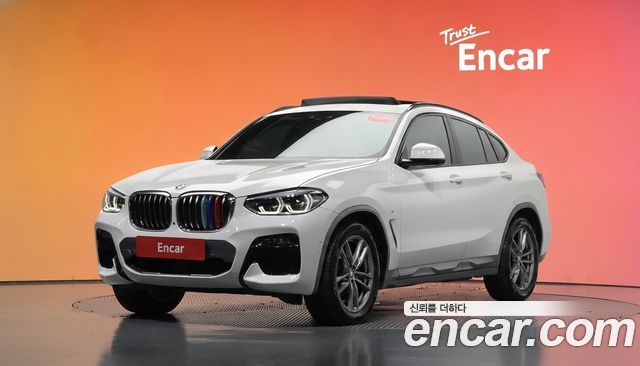BMW X4 xDrive20i M Sport X — пробег 52 483 км — фото 1 из 5