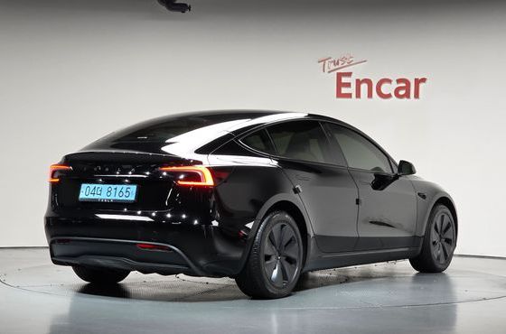 Tesla Model 3 RWD — пробег 27 915 км — фото 2 из 5