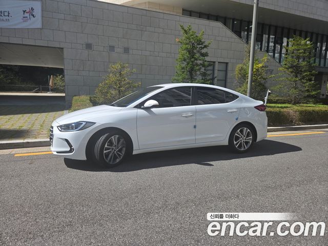 Hyundai AVANTE 1.6 GDI Value Plus — пробег 88 250 км — фото 3 из 5