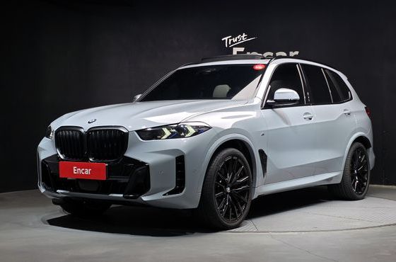 BMW X5 xDrive 40d M Sport Pro — пробег 4 034 км — фото 1 из 5