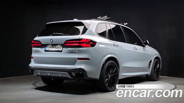 BMW X5 xDrive 40d M Sport Pro — пробег 4 034 км — фото 2 из 5