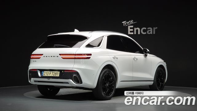 Genesis GV70 из Кореи Encar