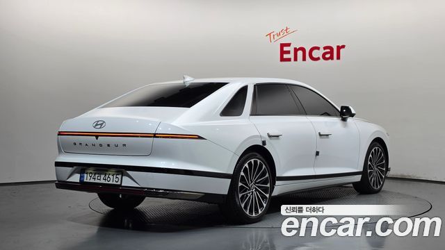 Hyundai Grandeur из Кореи Encar