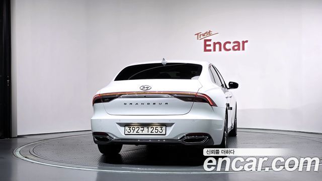 Hyundai Grandeur из Кореи Encar