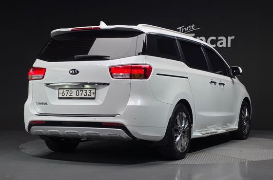 Kia Carnival 9-seater Prestige — пробег 176 609 км — фото 2 из 5
