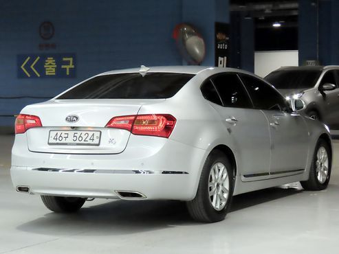 Kia K7 LPI VG270 Luxury Standard — пробег 117 716 км — фото 4 из 5